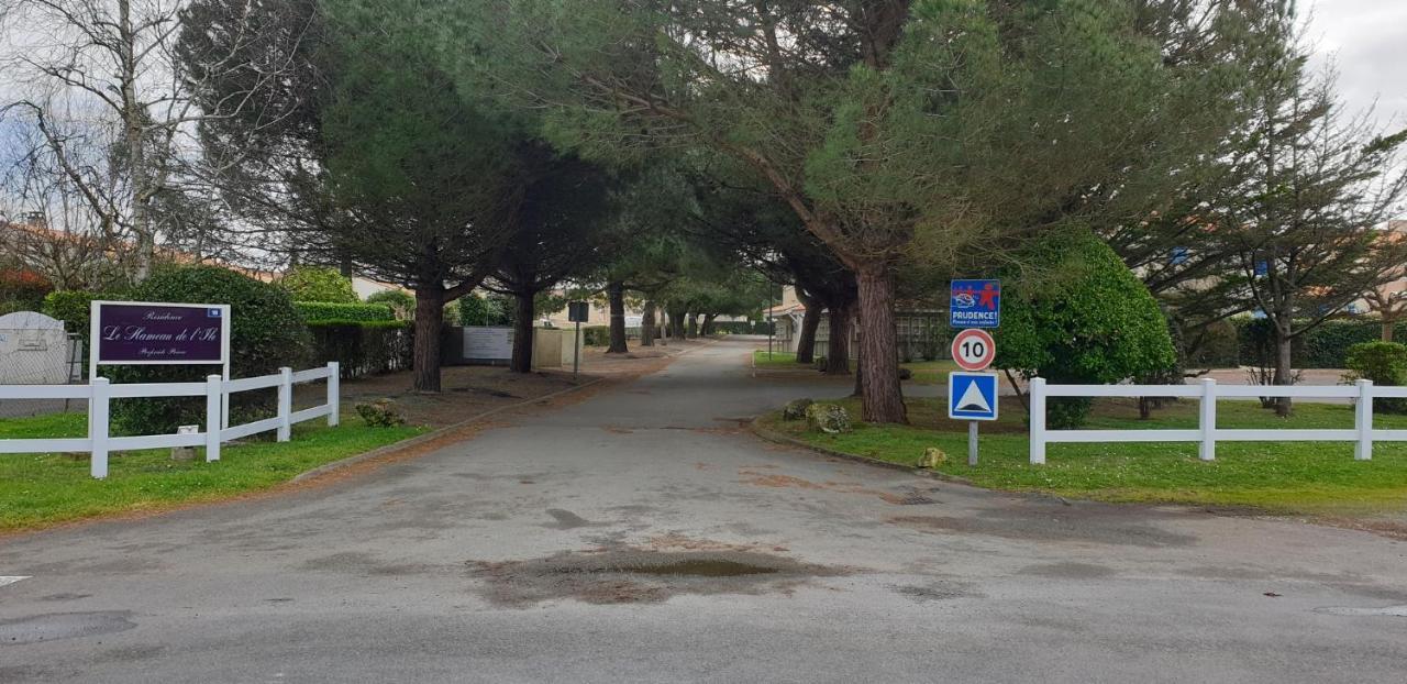 Logement 88 2-4 Personnes 500 M Plage Classe 2 Etoiles Dolus d'Oléron Exteriör bild