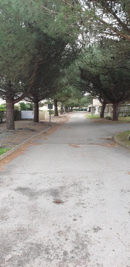 Logement 88 2-4 Personnes 500 M Plage Classe 2 Etoiles Dolus d'Oléron Exteriör bild