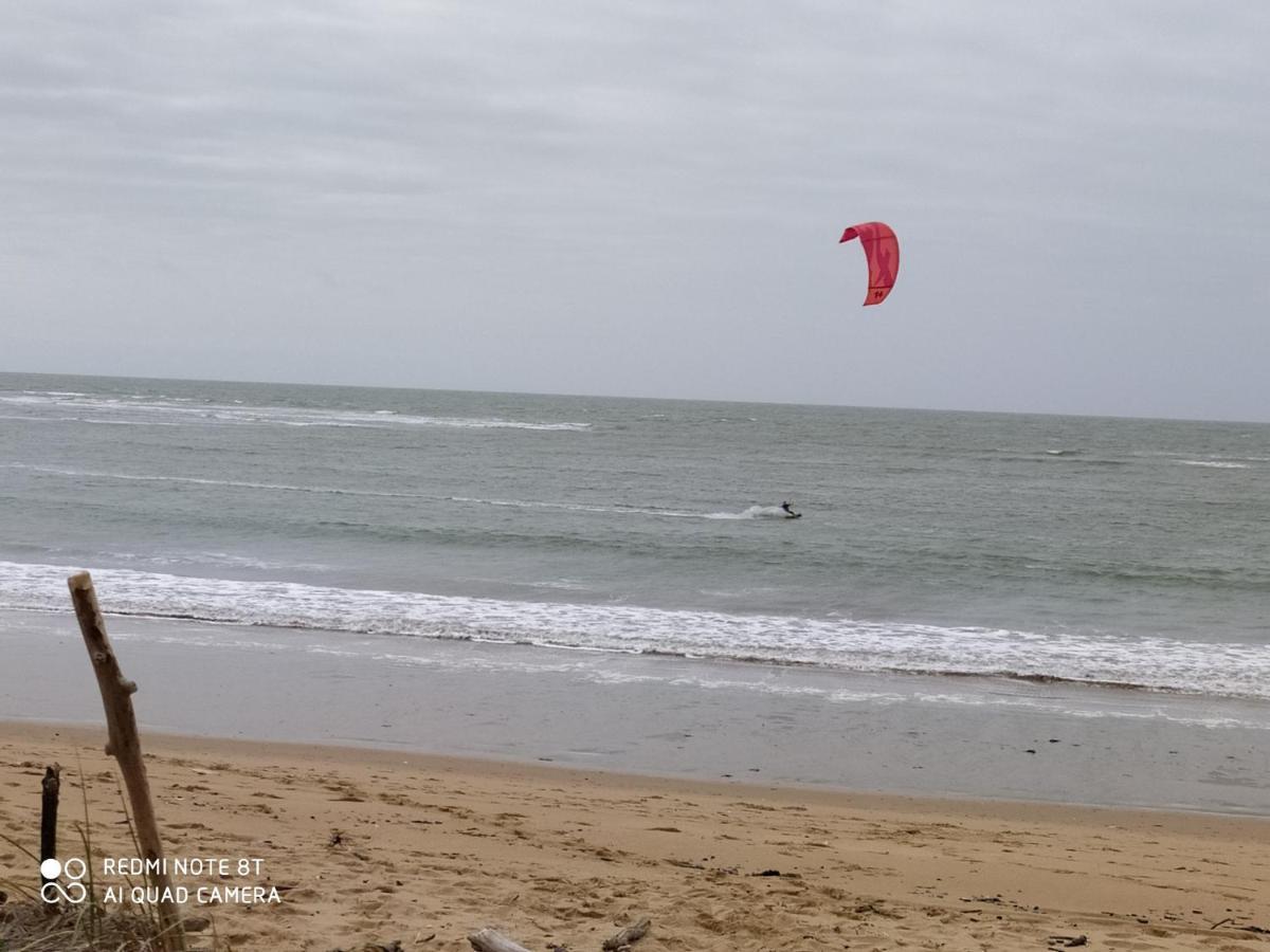 Logement 88 2-4 Personnes 500 M Plage Classe 2 Etoiles Dolus d'Oléron Exteriör bild